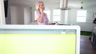 Fit Asian MILF Entices the Quarreling Stepsibling In Hot 3-some To Teach Them Sex & Reconcile Them