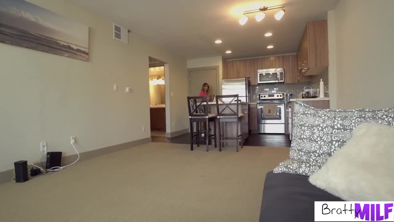 Watch Hot Blonde MILF step-mom Jesse Pony shows how she can treat a huge dick Full. Duration: 22:09 | ePornBabe.