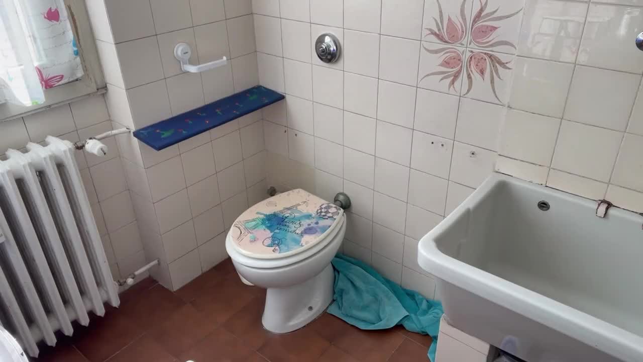 Watch Sexy blonde called a plumber to her house, but not at all for the sake of a broken toilet. Full. Duration: 12:39 | ePornBabe.