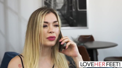 Blonde MILF Misha Maver is getting her feet licked and pussy fucked by David Perry