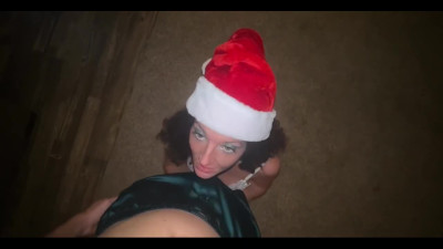 Girl shows off her body while twerking and then gets fucked silly
