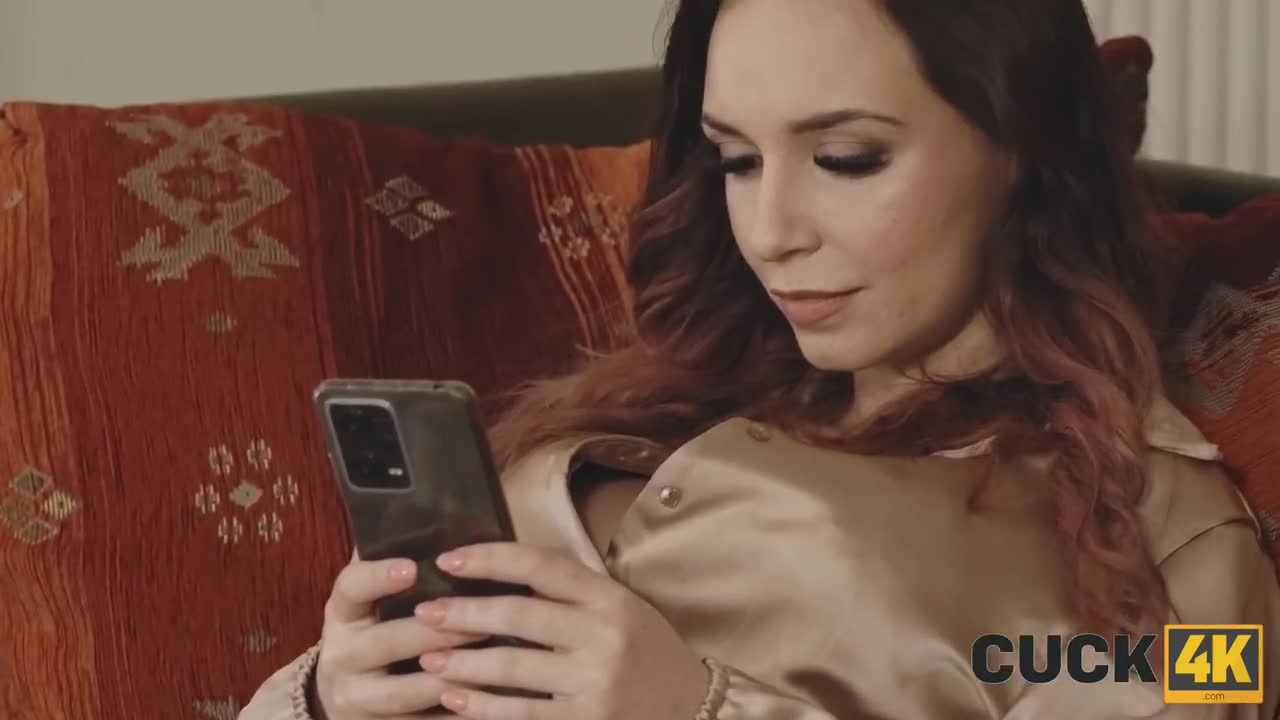 Watch Pregnant wife Jessia Clark cucks her husband with her doctor Full. Duration: 07:58 | ePornBabe.