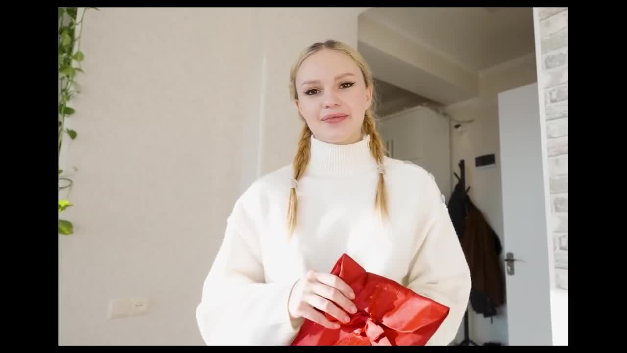 Watch Sexy blonde thanked her boyfriend for such a cute Christmas gift. Full. Duration: 12:36 | ePornBabe.