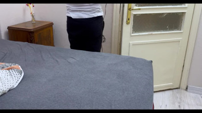My Iranian girlfriend came to my hotel room to get a hot creampie.