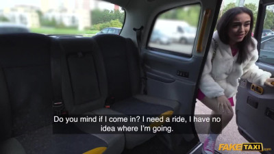 Sexy Fit Brunette Hottie With Huge Jugs Invited a Taxi Driver To Plow Her Needy Cunt In the Backseat