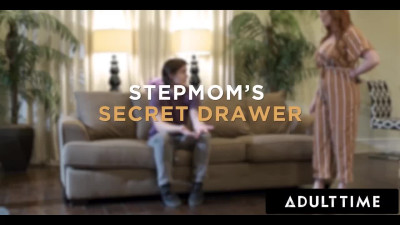 Depraved redhead queen gives a sex lesson to her inexperienced stepson