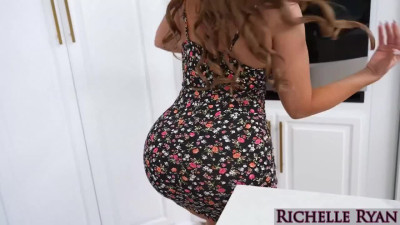 Horny Guy Licks Cream From His Stepmom's Huge Boobs & Tries Her Sweet Pie In the Kitchen