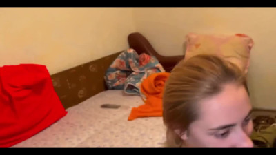 This bitch loves to give her strepbro a sloppy blowjob
