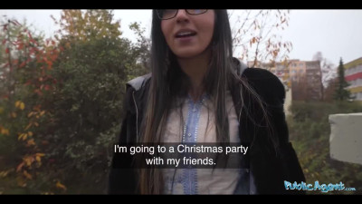 Naive brunette lost to a stranger in a simple game and obediently agreed to public perversions.