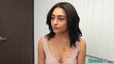 In need of a hardcore breeding, Vanessa Moon gets guided by her doctor and his nurse