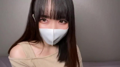 Kink Japanese babe in clothes plays with her pussy through the panties