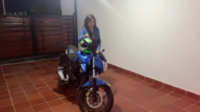 Long hair Latina is seeking a hard rough sex session with a guy