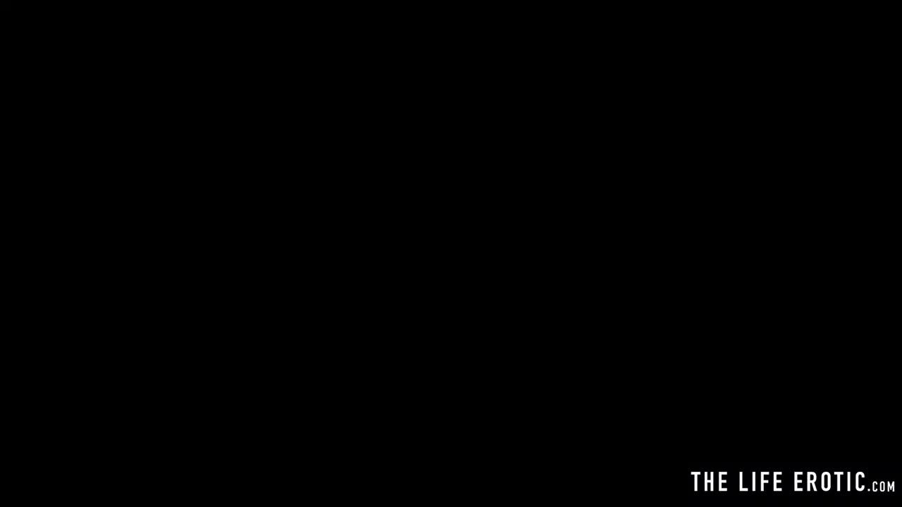 Watch Brunette with natural tits masturbates and low-key enjoys bondage Full. Duration: 09:14 | ePornBabe.