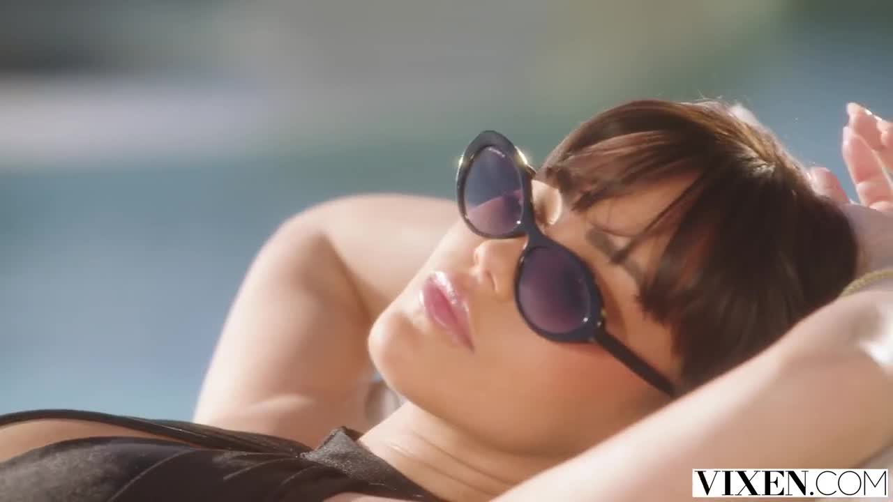 Watch Brunette beauty gives in to passion during intense make-up encounter Full. Duration: 11:59 | ePornBabe.