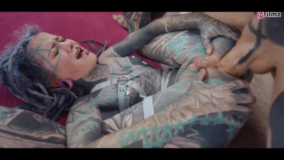 Fully Tattooed Tinka Gets Double Penetrated by Two Cocks -Anuskatzz