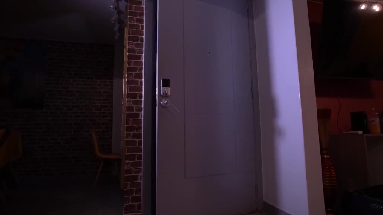 Watch Tables turned! A robber is robbed off of his cum by a cute curvy Latina Full. Duration: 16:14 | ePornBabe.