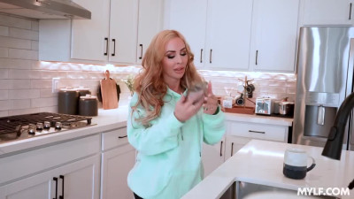 Big tits Danae Mari got her pussy smashed by a younger guy