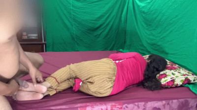 Indian fucked till soaking wet in sideways pose by stepbro