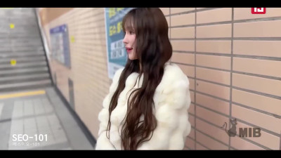 Korean Prostitute with a Perfect Body Gets Picked Up For a Quickie