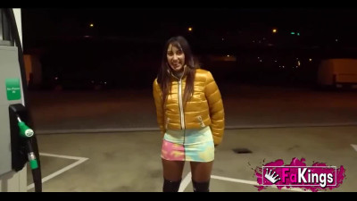 Latina Jennifer blows him outside before getting warm inside
