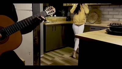 The beautiful Colombian lady with perky tits rides out with a mariachi