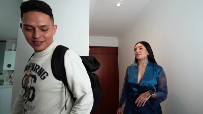 Curvy sister-in-law got her big ass covered in cum