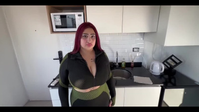 Fitnes Trainer and Redhead Teen's Hot Encounter