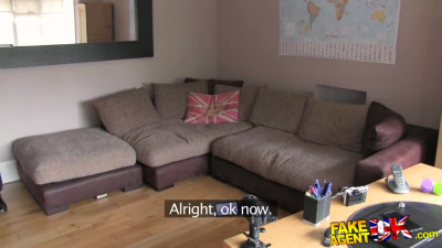 Hot british MILF came to a casting and got her pussy fucked on the sofa