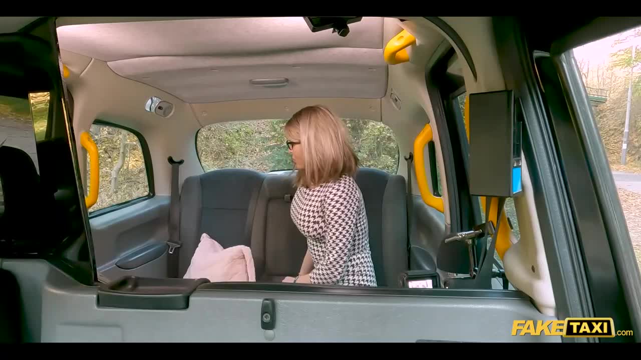 Watch A hot stepmom gets a hard dick drive in her craving pussy Full. Duration: 15:10 | ePornBabe.