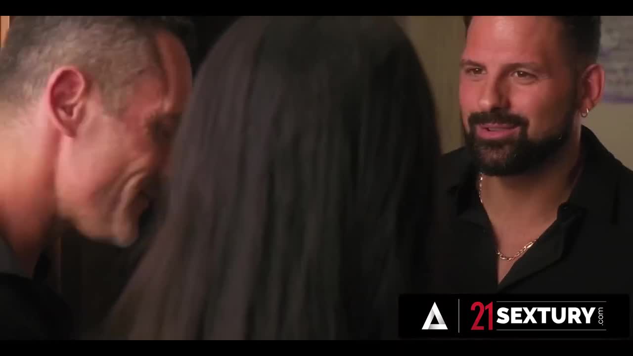Watch SHE PULLED TWO IN WITH NOTHING BUT HER PRESENCE Full. Duration: 15:43 | ePornBabe.