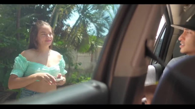 Juicy latina baddie loves hookup on car back seat while spinning BBC