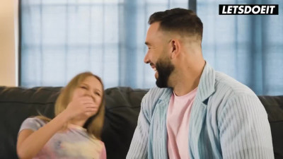 Couple's Sex with Vegetable Commentators