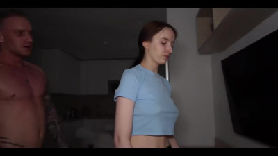 Buxom harlot squirts during hardcore sex session - Amateur