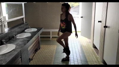 Hot spanish girl with nice body has a wild sex in a collage dorm kitchen