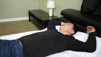 Gorgeous Melody Marks pleases an asian man at the hotel room