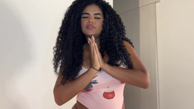 Stepdad fucks Ebony so good, she turns into squirting slut