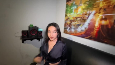 A job interview goes too well for a hot baddie with a creamy pussy