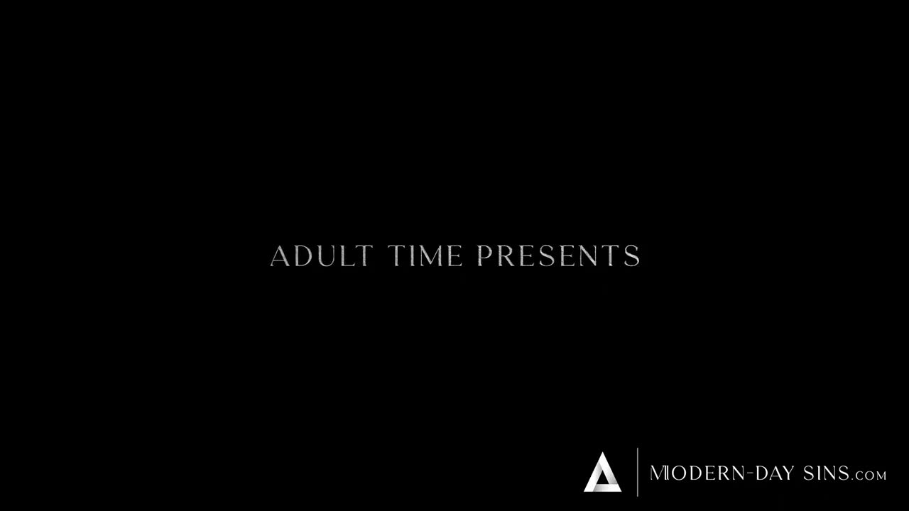 Watch Hot brunette milf Jennifer White fucks with a stranger she met in the laundry Full. Duration: 13:16 | ePornBabe.