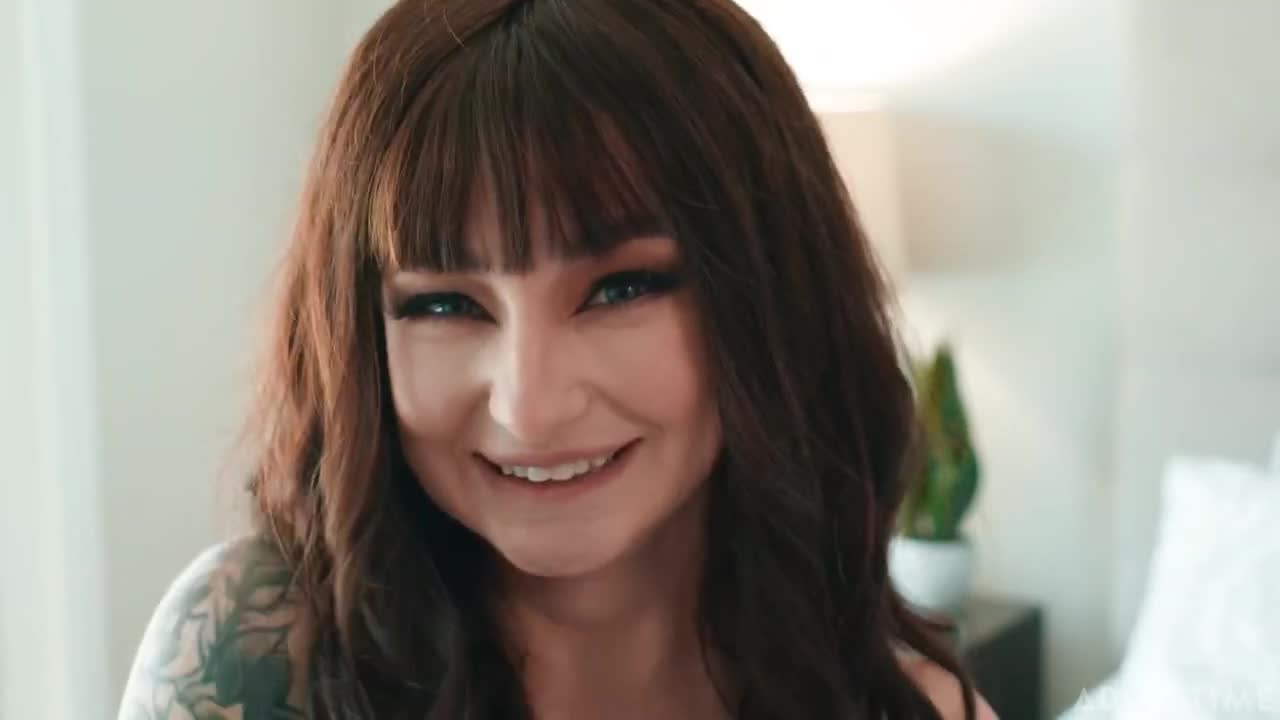 Watch Horny Tattooed Brunette MILF Gets Juicy Pussy Licked And Pounded On Bed Full. Duration: 05:58 | ePornBabe.